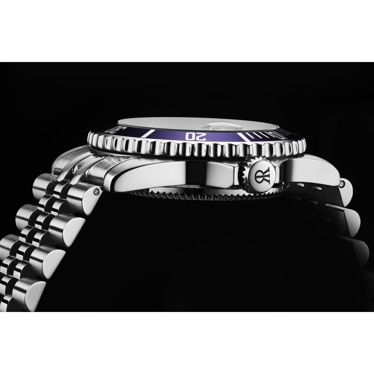 Revue Thommen Men's 'Diver' Blue Dial Stainless Steel Bracelet